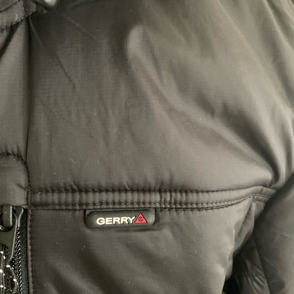 Gerry Jacket Medium - image 2